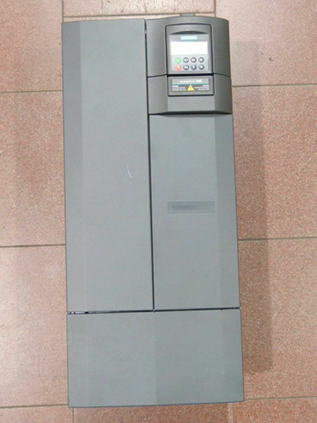 1586314857577216.jpg 6SE6430-2UD33-0DB0 ,.jpg